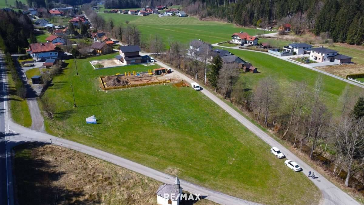 Neubau: Massivhaus (ca. 114m²) in Pöndorf-Hocheck - Ansicht 2