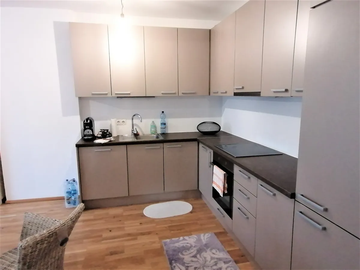 Helle 3-Zimmer-Eigentumswohnung mit Balkon in ruhiger Zentrumslage von Stockerau - Ansicht 2
