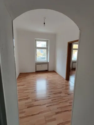 2-Zimmer-Wohnung mieten in Bruck-Mürzzuschlag – 65 m², € 660 – Bild 3 von 12