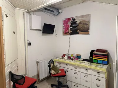 2-Zimmer-Gewerbeimmobilie mieten in Baden – 70 m², € 849 – Bild 7 von 10