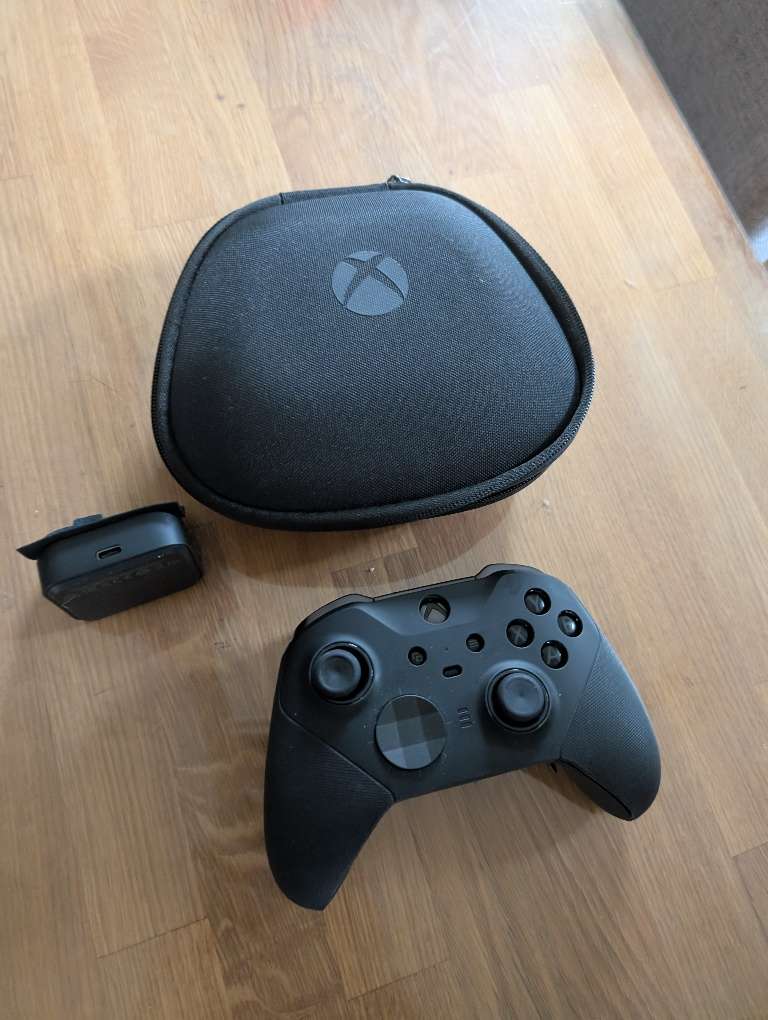 Xbox hotsell One Elite 2 Controller