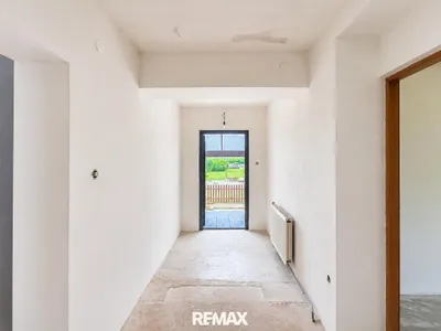 5-Zimmer-Haus kaufen in Baden – 170 m², € 470.000 – Bild 8 von 44