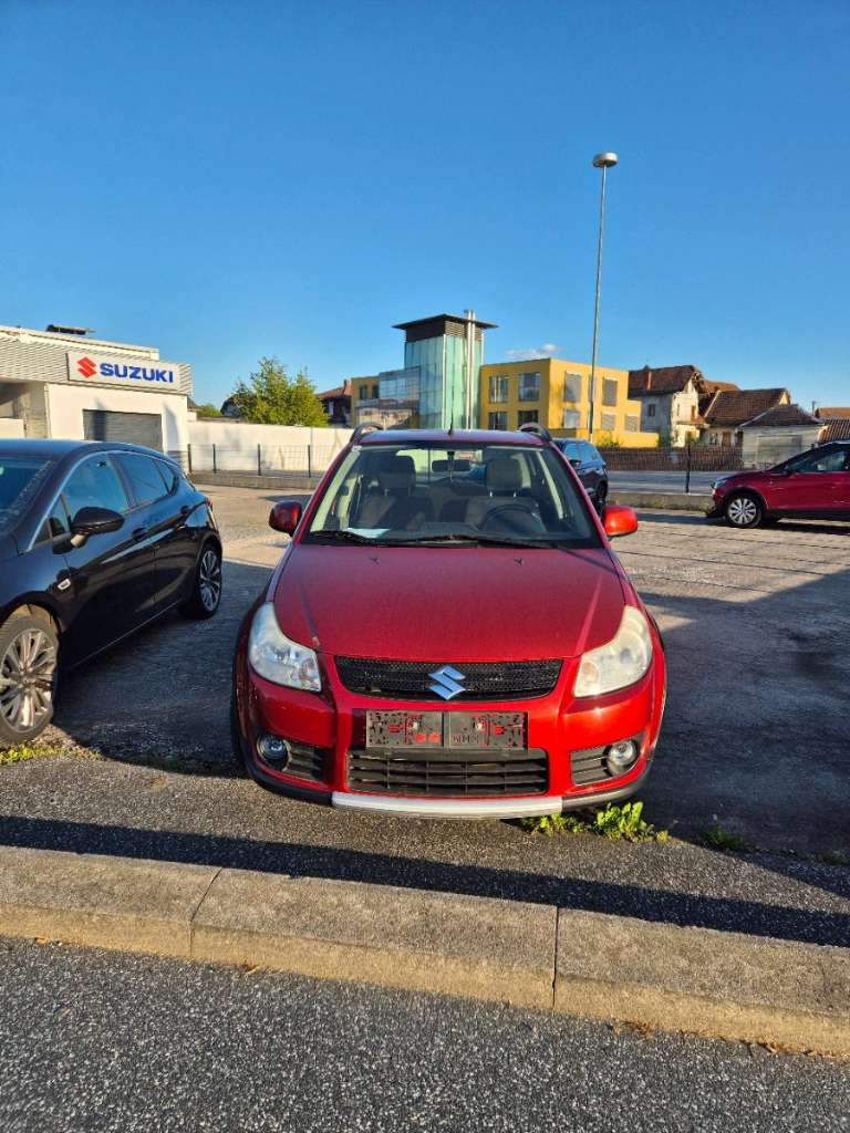 Suzuki SX4 1,9 GL DDIS 5 DR 4WD Deluxe SUV / Geländewagen
