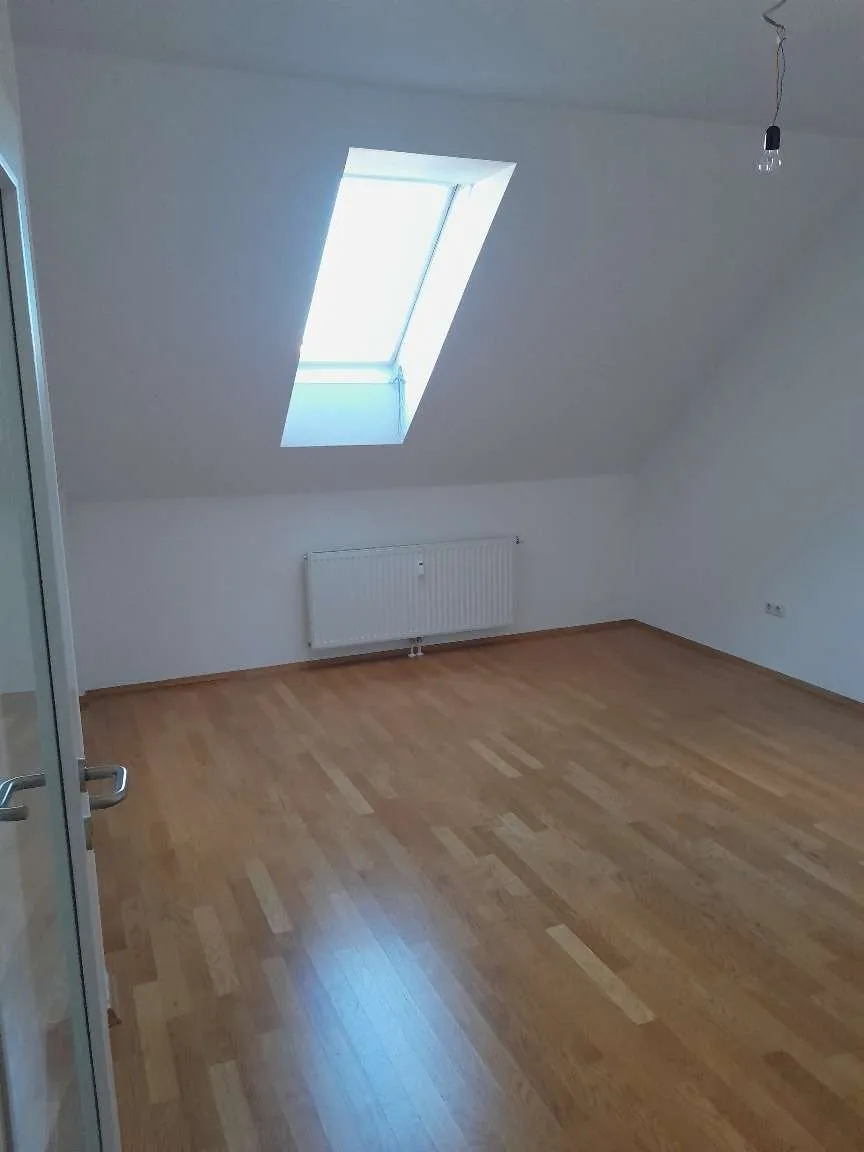 Top 3 - Dachgeschosswohnung direkt am Hauptplatz Leoben, Leoben