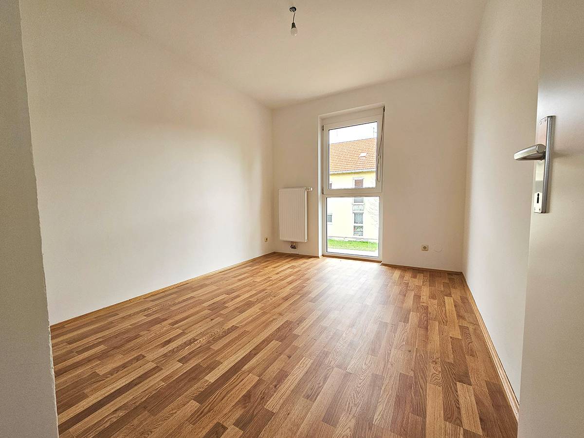 Frisch sanierte 4-Zimmer-Wohnung mit Garten + Balkon! Provisionsfrei und ab sofort verfügbar! - Ansicht 3