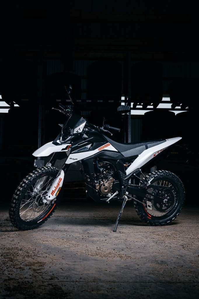 Malaguti XTM 125 weiß A1! +++LAGERND+++ Enduro