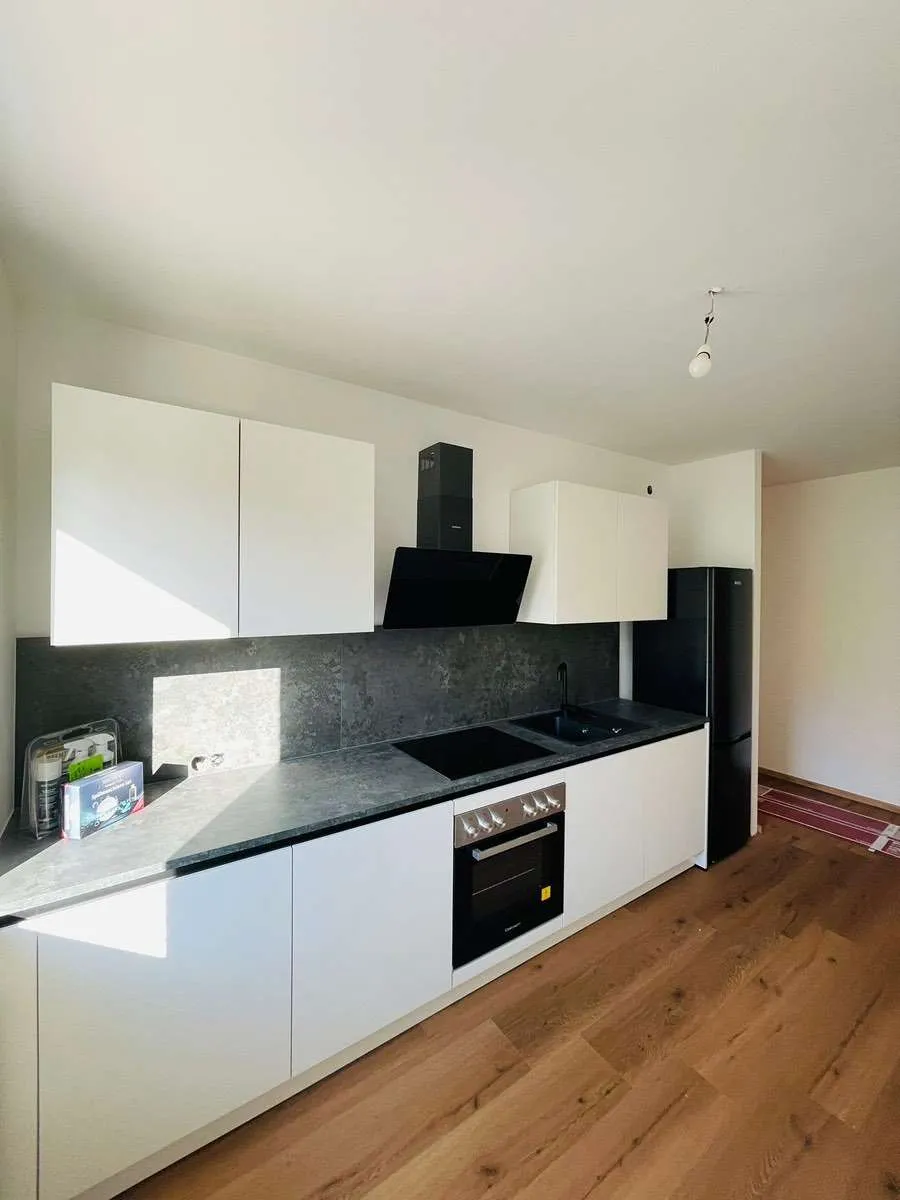 Lichtdurchflutete, kernsanierte 4 Zimmerwohnung in Windischgarsten - Ansicht 2