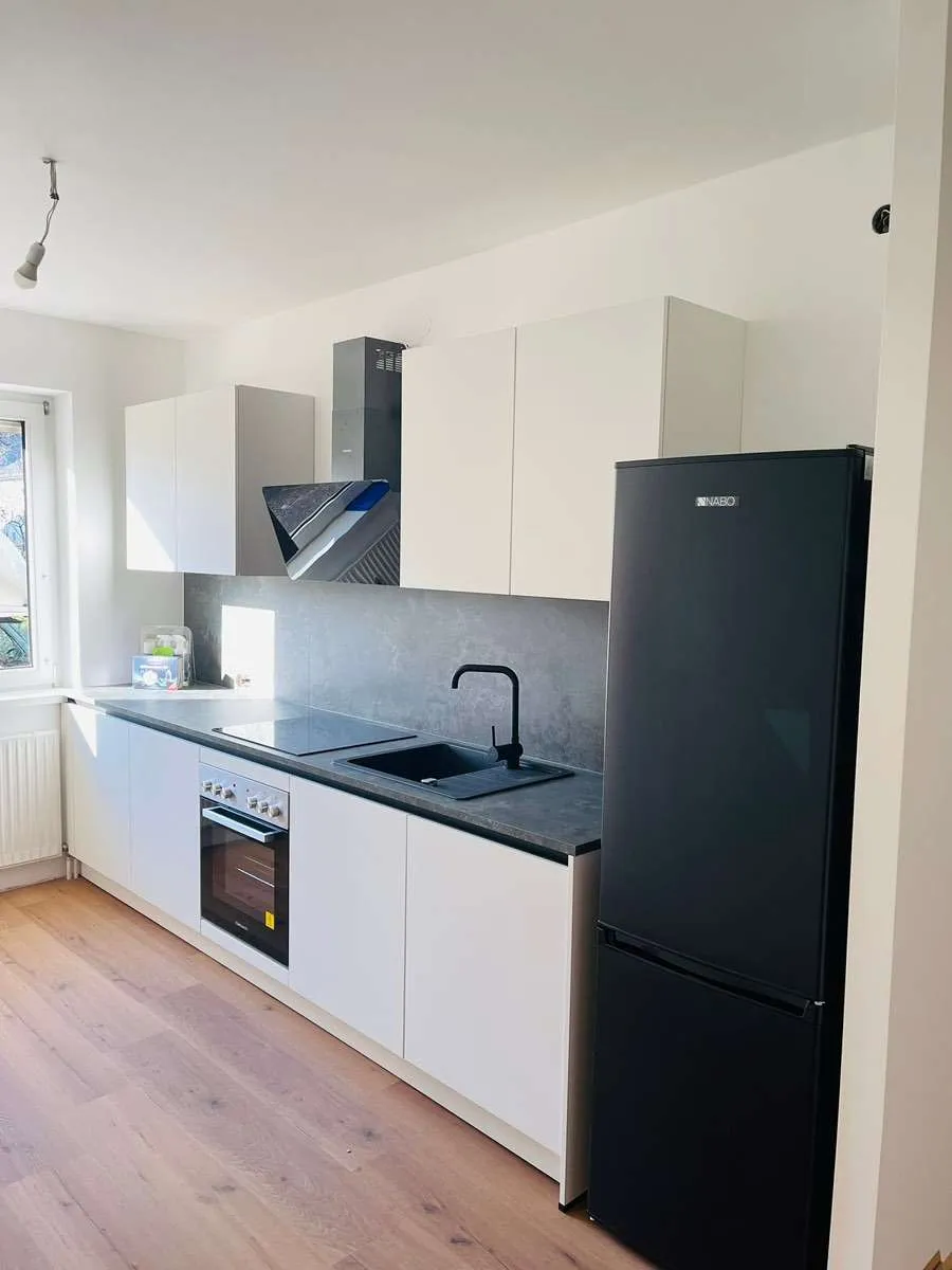 Lichtdurchflutete, kernsanierte 4 Zimmerwohnung in Windischgarsten - Ansicht 3