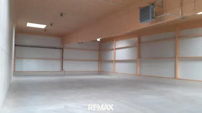 Gewerbeimmobilie mieten in Korneuburg – 330 m², € 3.000 – Bild 2 von 3