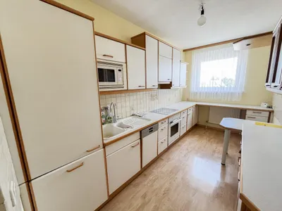 3-Zimmer-Wohnung kaufen in Wiener Neustadt – 75,5 m², € 178.000 – Bild 9 von 14