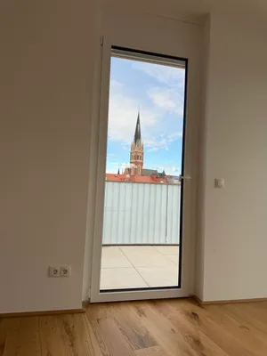 4-Zimmer-Wohnung mieten in Graz – 123 m², € 3.481 – Bild 2 von 18