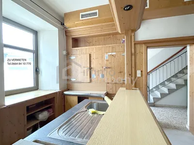 10-Zimmer-Gewerbeimmobilie mieten in Baden – 235 m², € 2.500 – Bild 19 von 42