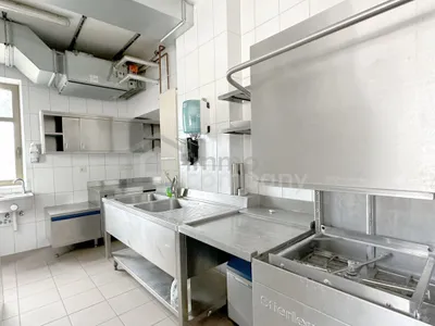 10-Zimmer-Gewerbeimmobilie mieten in Baden – 235 m², € 2.500 – Bild 23 von 42