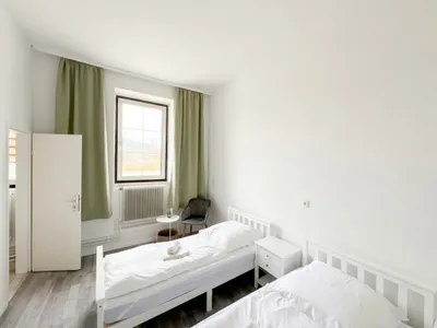 20-Zimmer-Gewerbeimmobilie kaufen in Neunkirchen – 454 m², € 749.000 – Bild 7 von 17