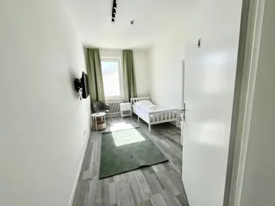 20-Zimmer-Gewerbeimmobilie kaufen in Neunkirchen – 454 m², € 749.000 – Bild 9 von 17