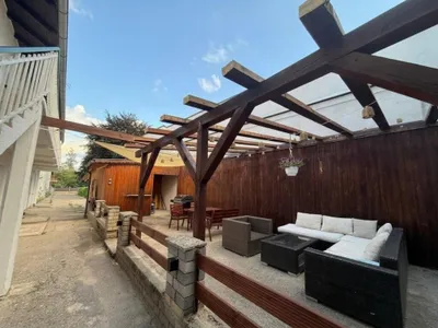 20-Zimmer-Gewerbeimmobilie kaufen in Neunkirchen – 454 m², € 749.000 – Bild 3 von 17