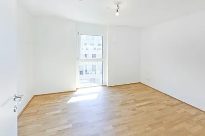 Moderne 3-Zimmer-Neubauwohnung - Citynähe mit Freifläche – Bild 2