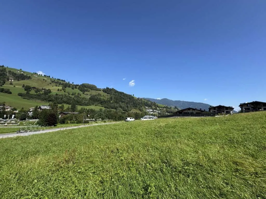 Sonniges Baugrundstück in bester Lage von Kaprun – pohled 2