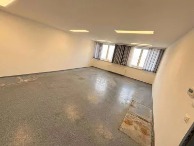 1-Zimmer-Gewerbeimmobilie mieten in Weiz – 938 m², € 11.894 – Bild 9 von 26