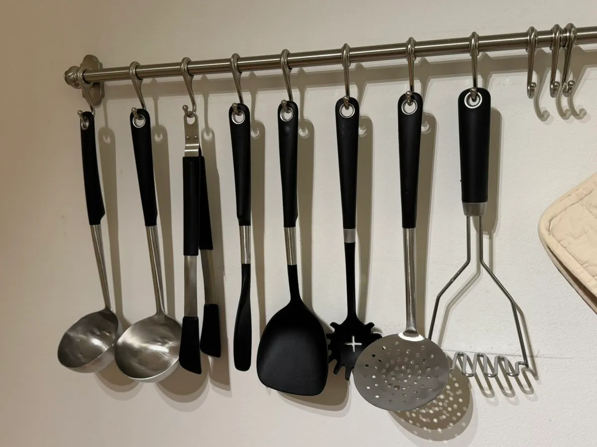 8 x IKEA 365+ HJÄLTE Küchenutensilien Edelstahl/ schwarz, € 29,- (1180 Wien)