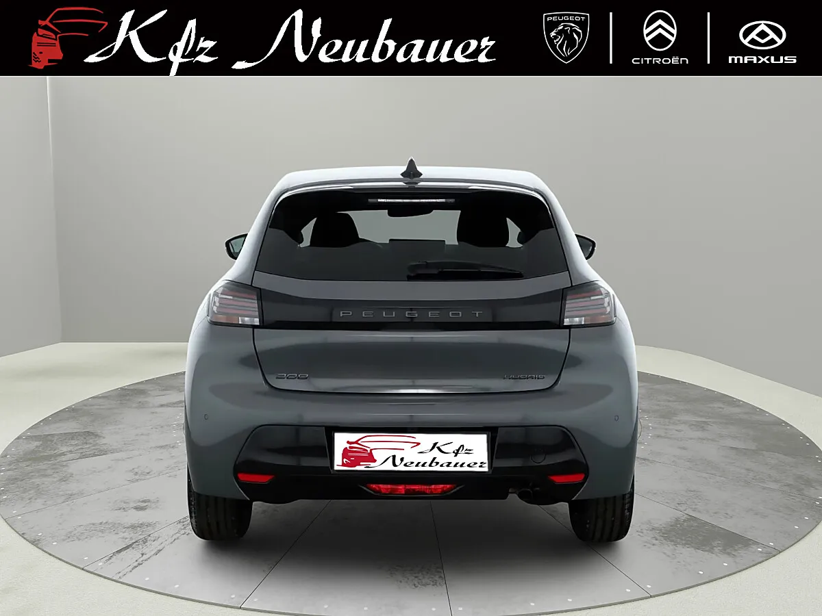Peugeot 208 1.2 Hybrid 110 Allure (EURO 6e) – Bild 6
