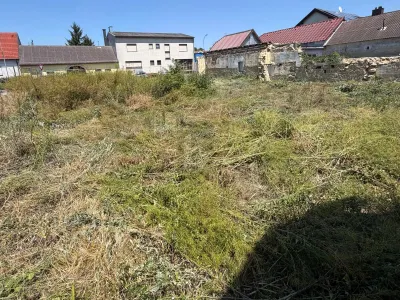 Grundstück kaufen in Bruck an der Leitha – 784 m², € 340.000 – Bild 2 von 6