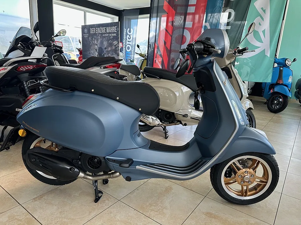 Vespa Primavera