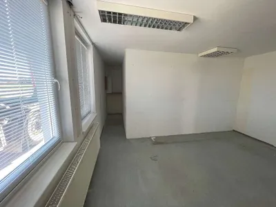 9-Zimmer-Gewerbeimmobilie kaufen in Amstetten – 443 m², € 388.000 – Bild 16 von 39