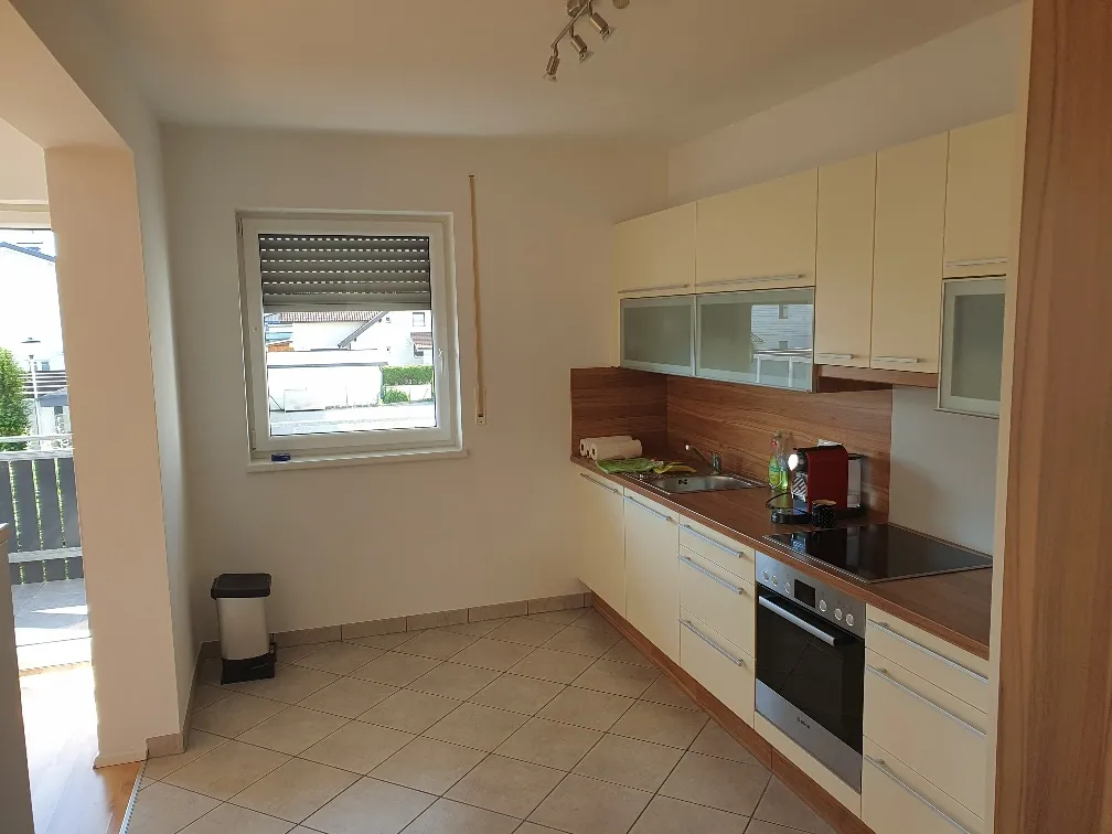PROVISIONSFREI: Wohnen in Top-Lage: 91 m² Wohnung mit Balkon und Carport - Ansicht 2