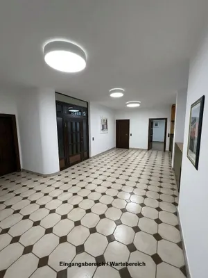 5-Zimmer-Wohnung mieten in Rohrbach – 170 m², € 2.200 – Bild 3 von 4