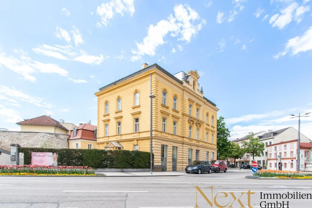 Wohnen mit Charakter - Hochwertig Altbauwohnung mit Balkon und Lift im Herzen Wels! - Ansicht 2