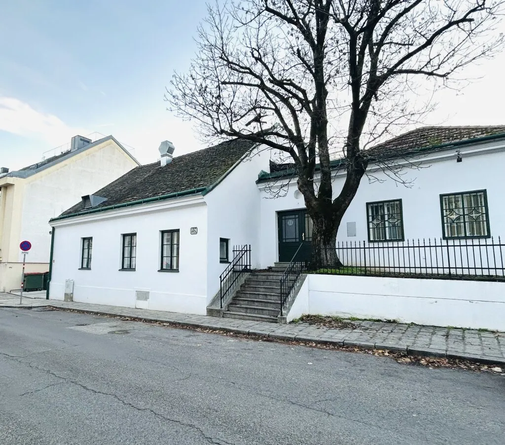 Einzigartige Bürofläche im Herzen von Sievering in einem charmanten Winzerhaus - Ansicht 2