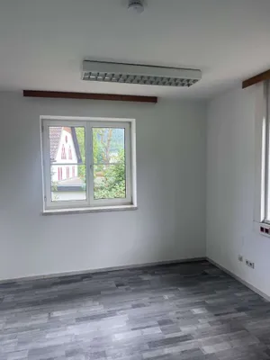6-Zimmer-Gewerbeimmobilie mieten in Klagenfurt Land – 128 m², € 1.063 – Bild 9 von 13