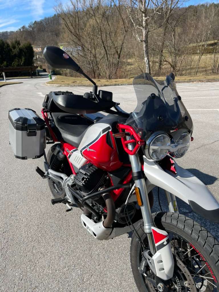 Moto Guzzi V85 TT Enduro Enduro