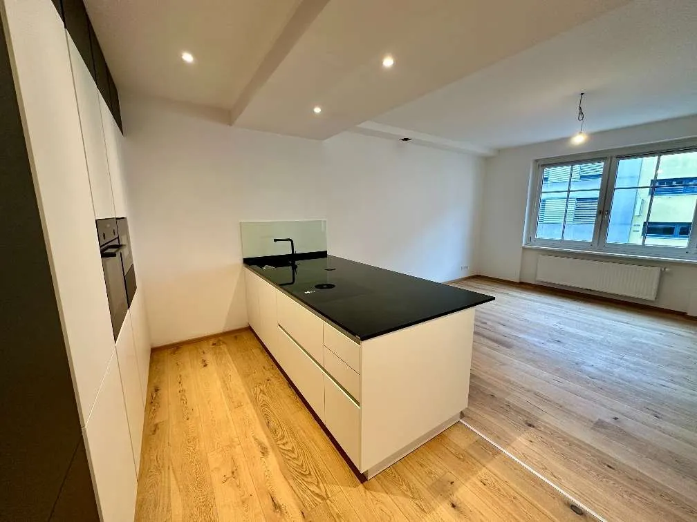 FAMILIENWOHNUNG IN DER INNENSTADT - Widok 3