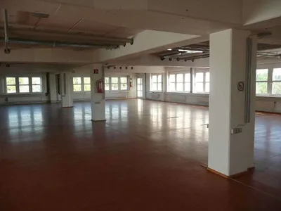 Gewerbeimmobilie mieten in Wien – 342 m², € 10 – Bild 5 von 19