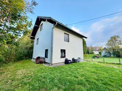 7-Zimmer-Haus kaufen in Vöcklabruck – 114 m², € 350.000 – Bild 3 von 4