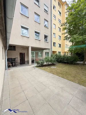 2-Zimmer-Wohnung mieten in Baden – 35 m², € 699 – Bild 1 von 27