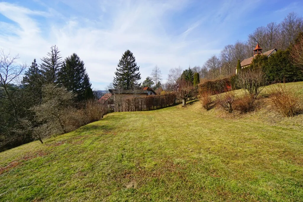 Sonniger Südhang in Grünruhelage mit Fernblick - perfekt für Ihr Traumhaus! - Ansicht 3