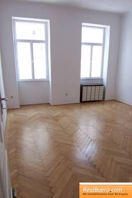 UNBEFRISTETE ALTBAU-SINGLE-WOHNUNG BEIM KONGRESSPARK