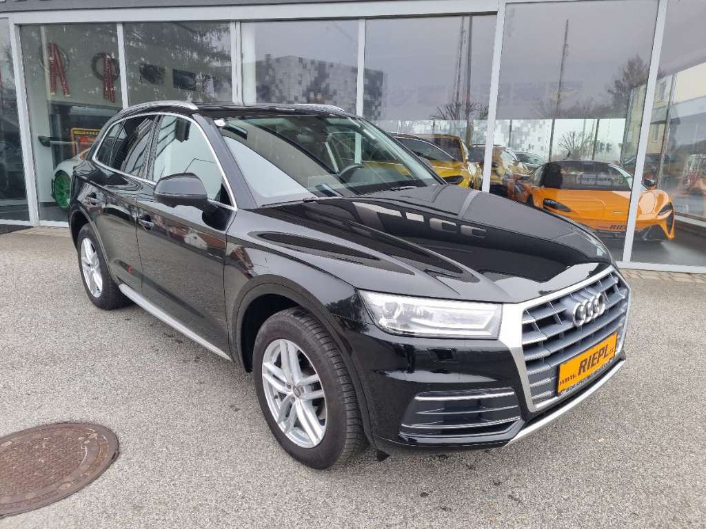 Audi Q5 2,0 TDI Sportquattro NUR 98.000 KM 6 Gang Schalter Navi Sportsitze SUV / Geländewagen