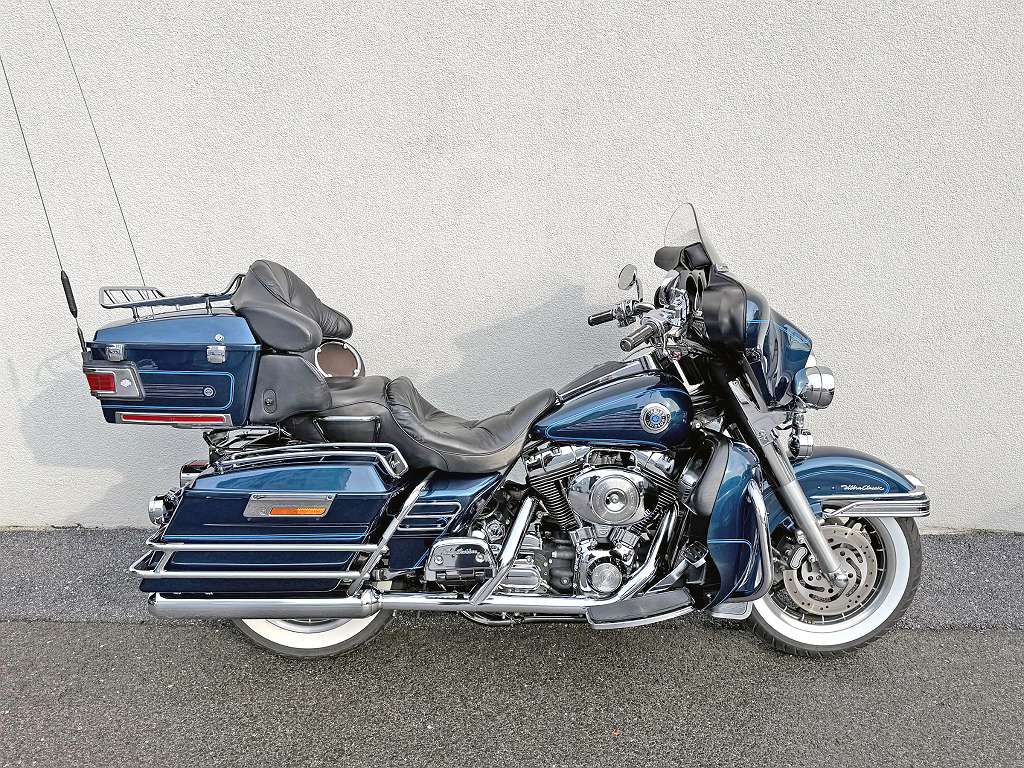 Harley-Davidson Electra Glide Ultra Classic FLHTCUI Tourer