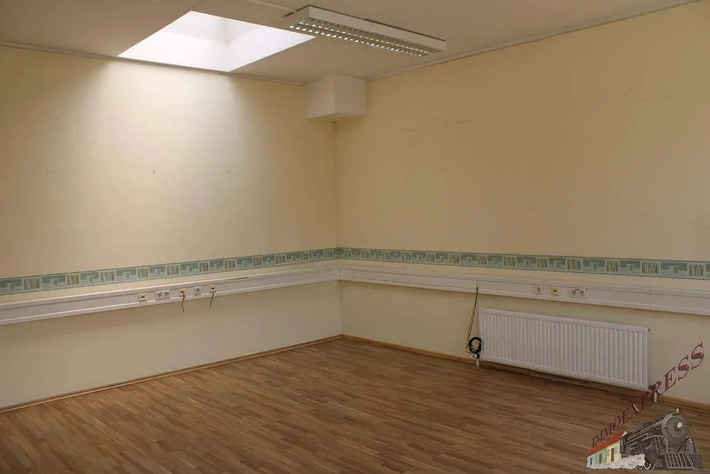Großzügiges Büro - 130 m² für EUR10,00/m² - direkt verfügbar - Widok 2