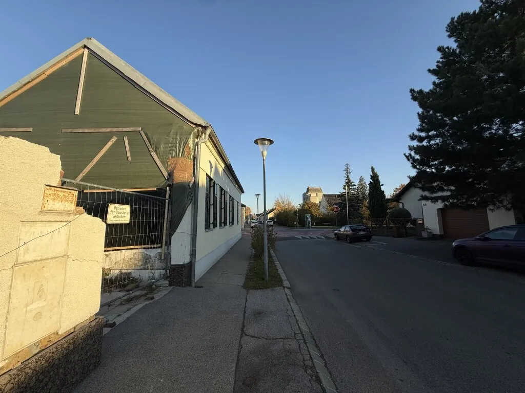 Grundstück in Guntramsdorf - Baubewilligung für 295m² Wohnfläche erteilt, individuelle Bebauung ebenfalls möglich - Ansicht 3