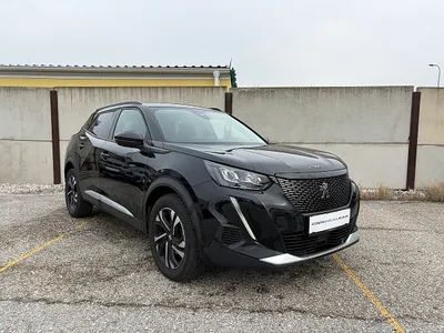 Peugeot 2008 PureTech 130 S&S Allure EAT8 - Apple CarPl...