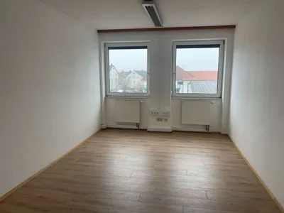 8-Zimmer-Wohnung mieten in Amstetten – 130 m², € 990 – Bild 9 von 21