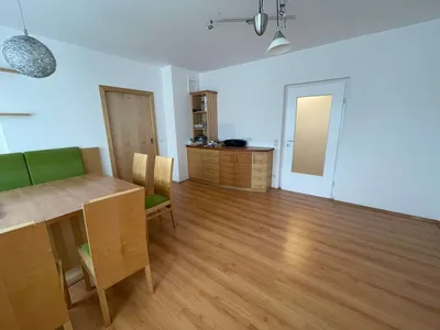 8-Zimmer-Wohnung mieten in Amstetten – 130 m², € 990 – Bild 3 von 21