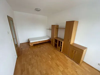 8-Zimmer-Wohnung mieten in Amstetten – 130 m², € 990 – Bild 20 von 21