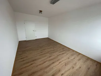 8-Zimmer-Wohnung mieten in Amstetten – 130 m², € 990 – Bild 10 von 21