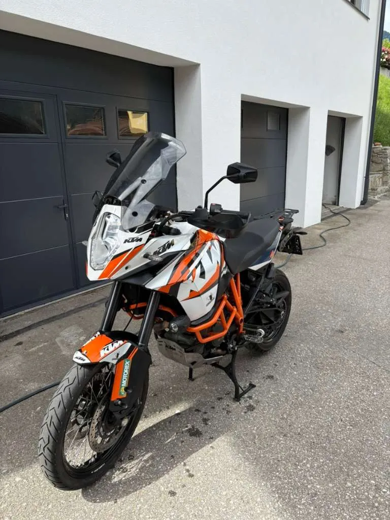 KTM 1190